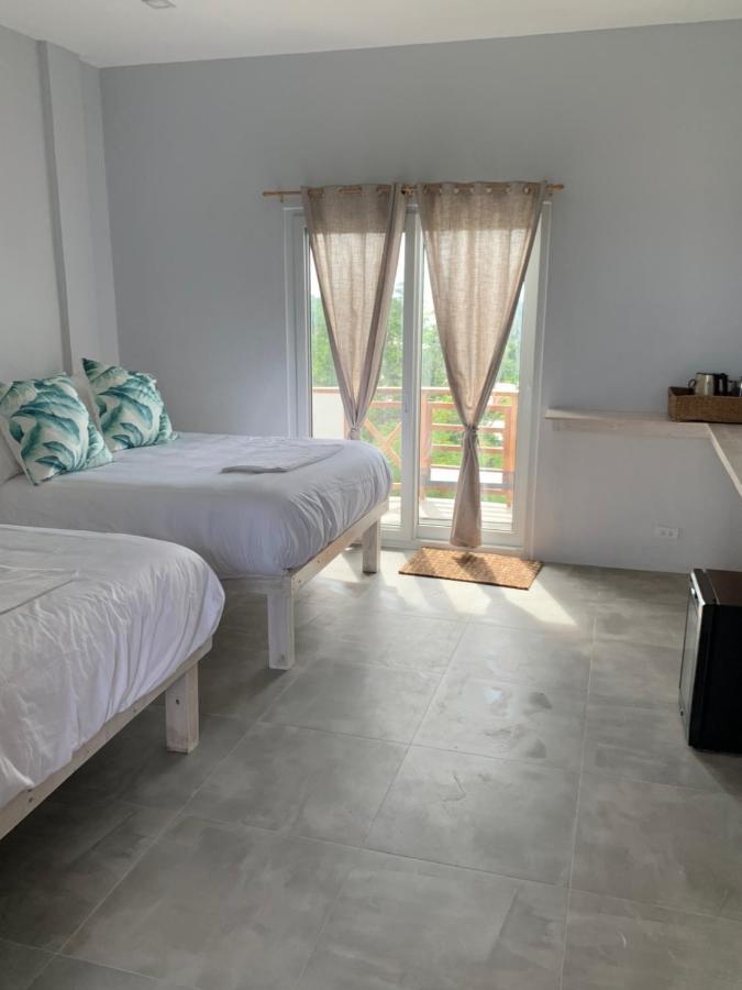 Hotel Crown Malapascua Extérieur photo